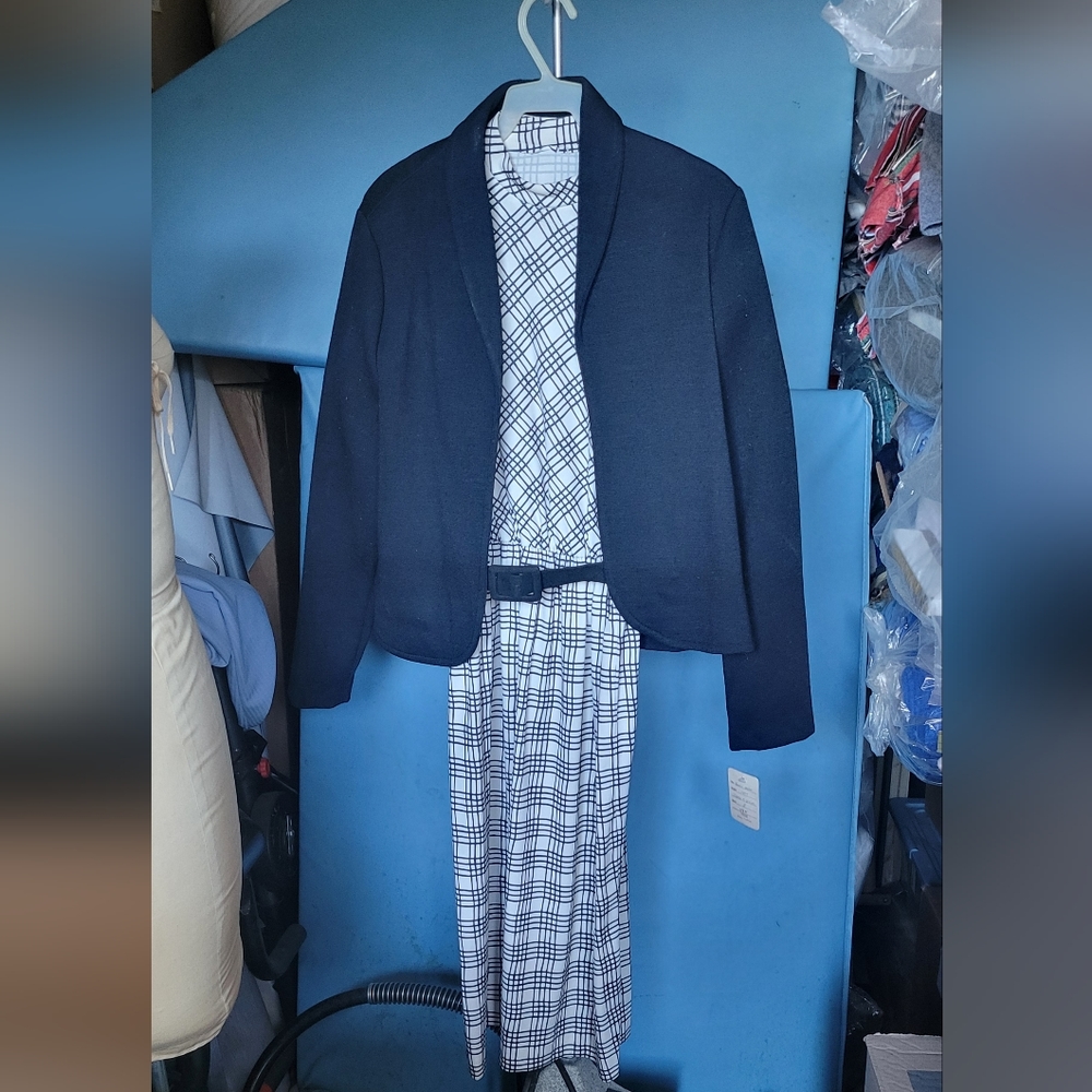 Vintage 1980s dress and Blazer set